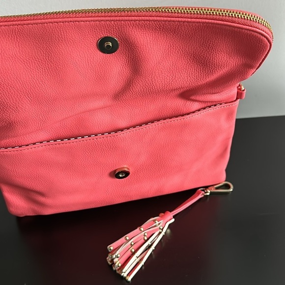 Charming Charlie Coral Folding Clutch - Picture 4 of 6